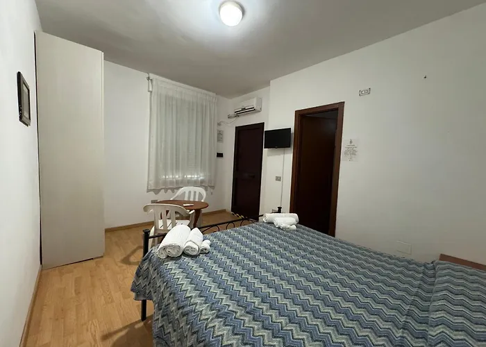 Hotel Paradiso